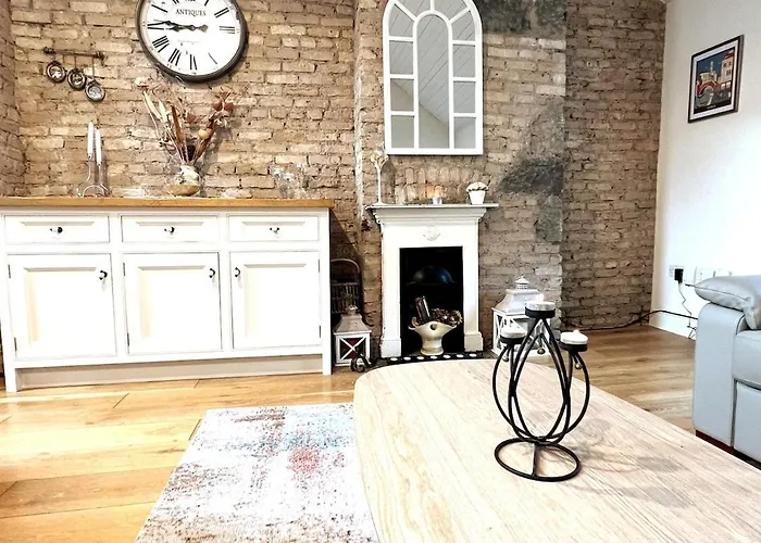 بيت للعطل & Stylish Townhouse